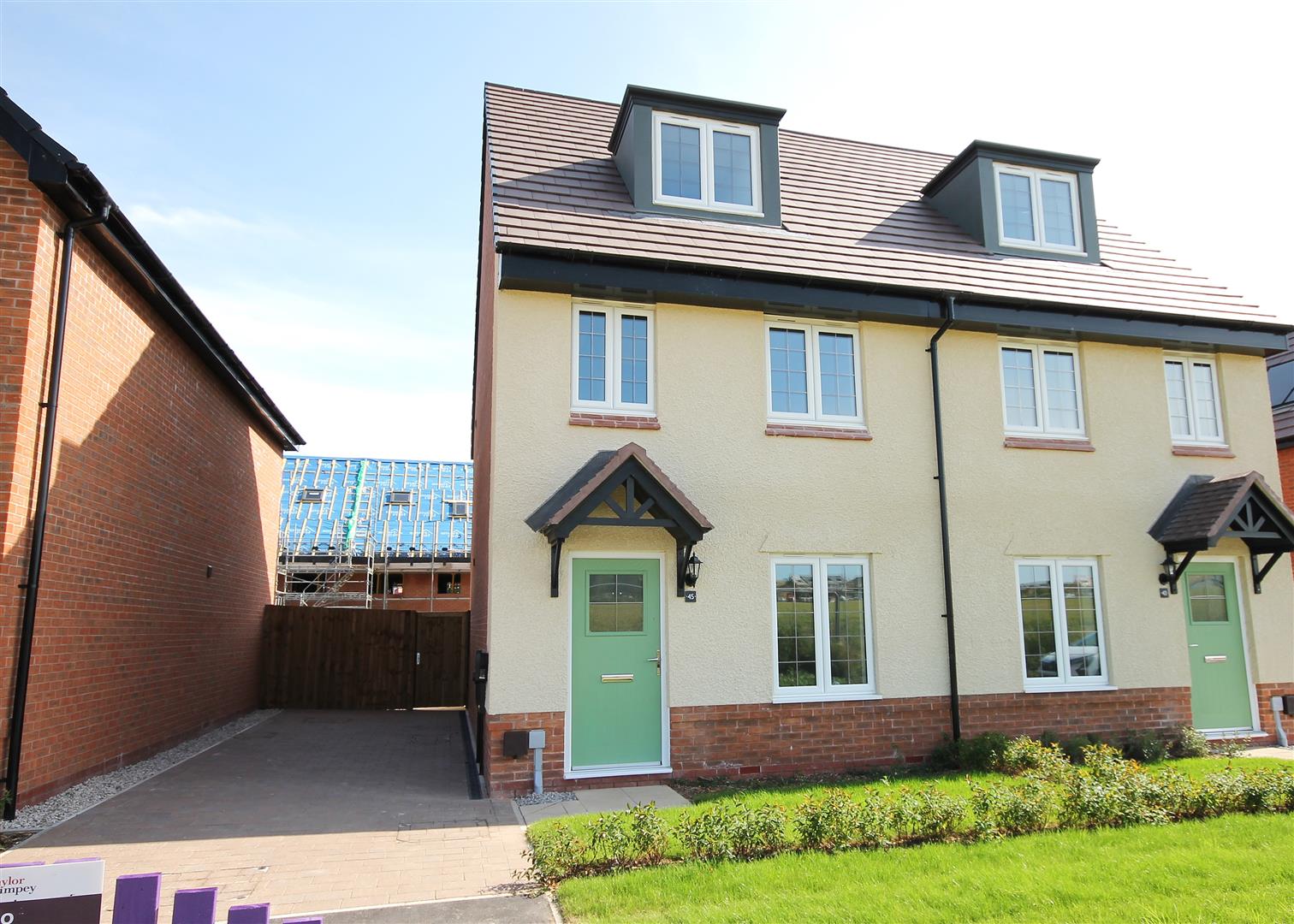 3 Bedroom House To Rent image 1